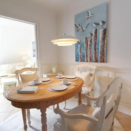 Sueder Wung 1 E Apartment *